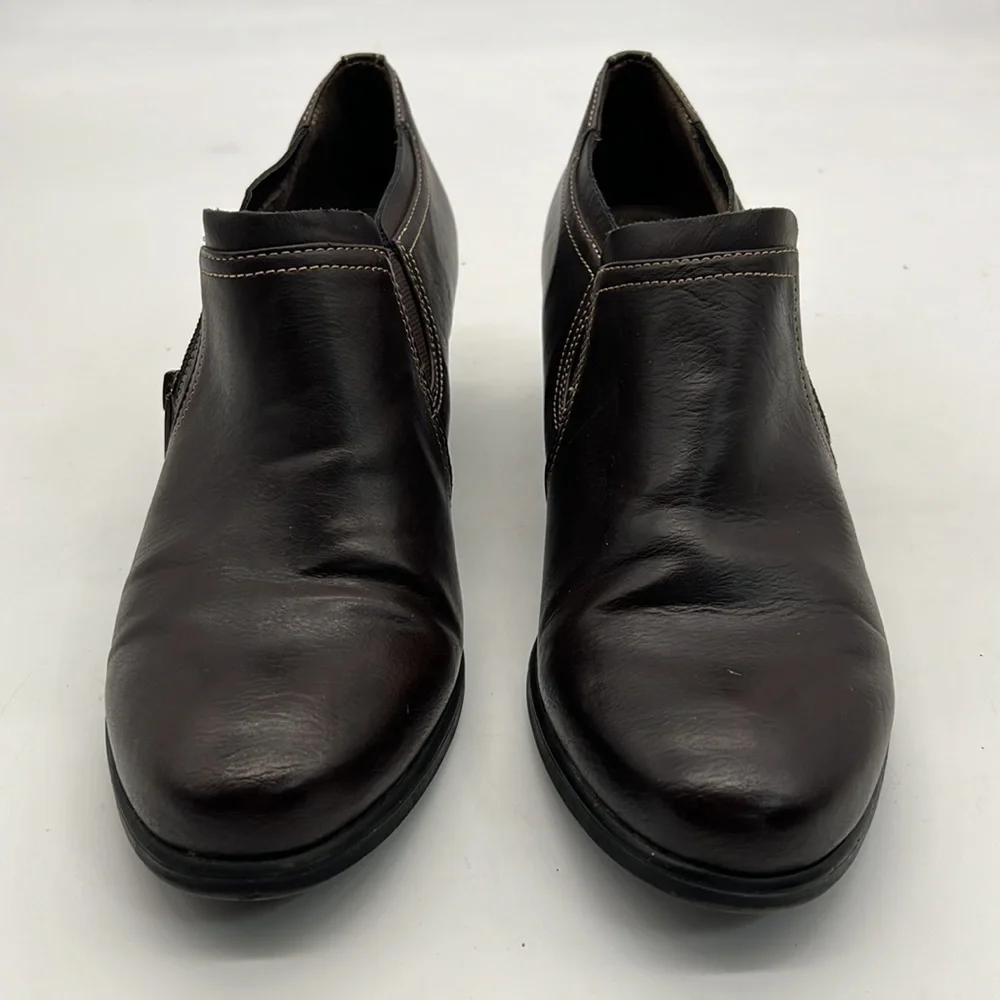 Natural Soul Brown Leather Ankle Booties size  10